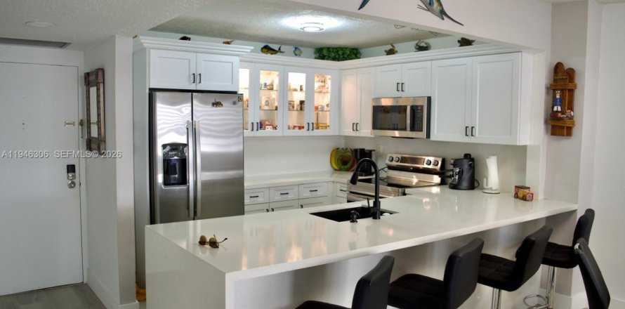 Condo in Hollywood, Florida, 1 bedroom  № 2052789