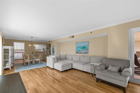 Снять в аренду кондоминиум в Клируотер, Флорида 2 комнаты, 129.51м2, № 2236641 - фото 18