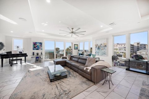 Condo in Clearwater, Florida, 4 bedrooms  № 1724121 - photo 13