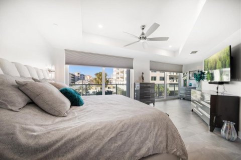 Condo in Clearwater, Florida, 4 bedrooms  № 1724121 - photo 26