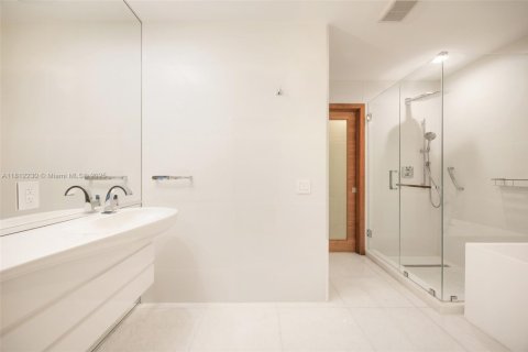 Купить кондоминиум в Майами, Флорида 3 спальни, 199.46м2, № 1787047 - фото 19
