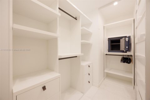 Купить кондоминиум в Майами, Флорида 3 спальни, 199.46м2, № 1787047 - фото 17