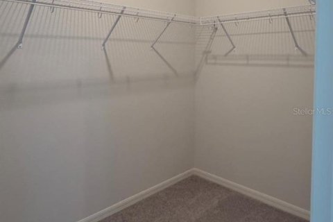 House in Davenport, Florida 4 bedrooms, 188.5 sq.m. № 2379304 - photo 9