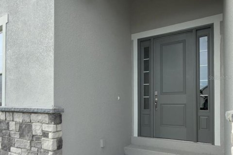 House in Davenport, Florida 4 bedrooms, 188.5 sq.m. № 2379304 - photo 2