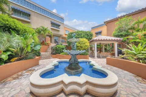 Condo in Fort Lauderdale, Florida, 1 bedroom  № 2254602 - photo 4