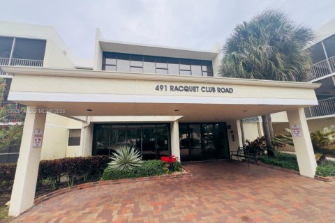 Condo in Weston, Florida, 2 bedrooms  № 2020278 - photo 2