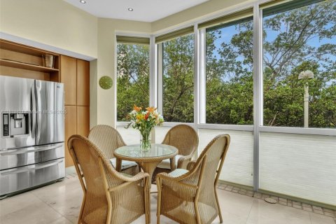 Adosado en venta en Sunny Isles Beach, Florida, 3 dormitorios, 350.61 m2 № 1777692 - foto 12