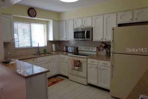 Condo in Sarasota, Florida, 2 bedrooms  № 1429439 - photo 3