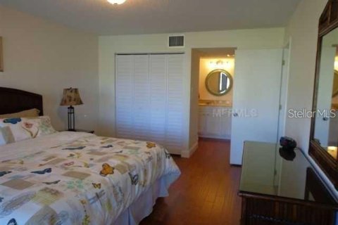 Condo in Sarasota, Florida, 2 bedrooms  № 1429439 - photo 8