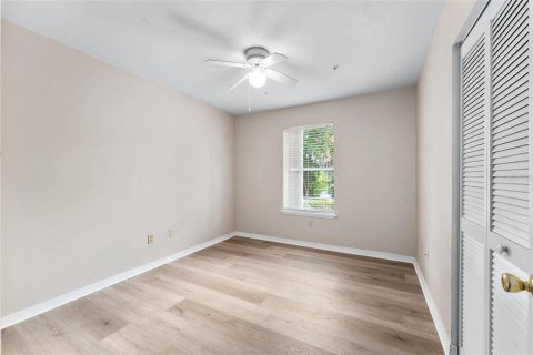 Copropriété à vendre à Gainesville, Floride: 2 chambres, 82.5 m2 № 2208969 - photo 15