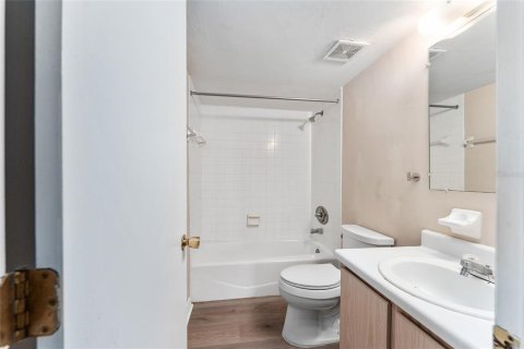 Copropriété à vendre à Gainesville, Floride: 2 chambres, 82.5 m2 № 2208969 - photo 14