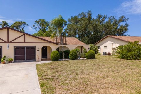Copropriété à vendre à Englewood, Floride: 2 chambres, 132.94 m2 № 2202988 - photo 28