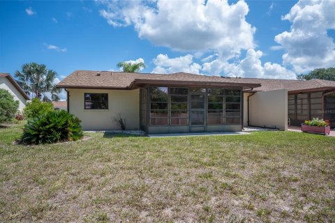 Copropriété à vendre à Englewood, Floride: 2 chambres, 132.94 m2 № 2202988 - photo 27