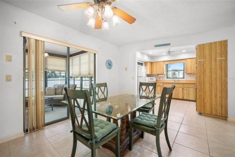 Copropriété à vendre à Englewood, Floride: 2 chambres, 132.94 m2 № 2202988 - photo 9