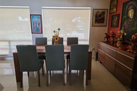 Villa ou maison à vendre à Miramar, Floride: 2 chambres, 122.17 m2 № 1970512 - photo 12