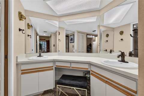 Купить кондоминиум в Семинол, Флорида 10 комнат, 130.53м2, № 2423672 - фото 16