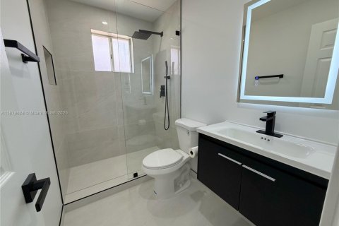 Снять в аренду кондоминиум в Хайалиа, Флорида 2 спальни, 80.82м2, № 1921243 - фото 8