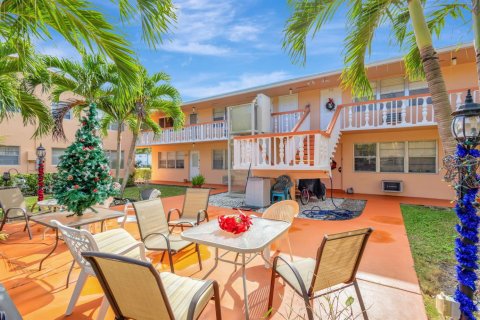 Condo in West Palm Beach, Florida, 2 bedrooms № 2181075