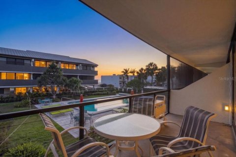 Condominio en venta en Holmes Beach, Florida, 2 dormitorios, 119.01 m2 № 2097567 - foto 3
