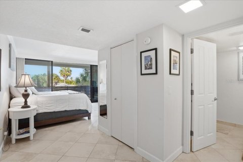Condominio en venta en Holmes Beach, Florida, 2 dormitorios, 119.01 m2 № 2097567 - foto 25
