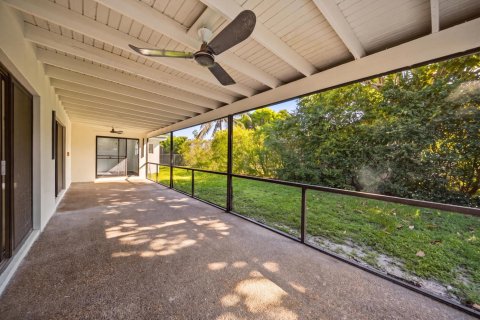 House in Tamarac, Florida 3 bedrooms, 198.44 sq.m. № 2190171 - photo 22