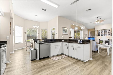 Casa en venta en Ocala, Florida, 2 dormitorios, 158.12 m2 № 2234342 - foto 8