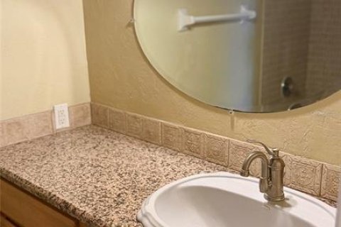 Condominio en alquiler en Indialantic, Florida, 2 dormitorios, 111.48 m2 № 1243272 - foto 20