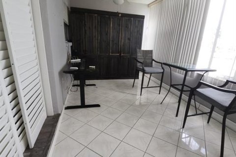 Condo in South Pasadena, Florida, 2 bedrooms  № 1904797 - photo 3