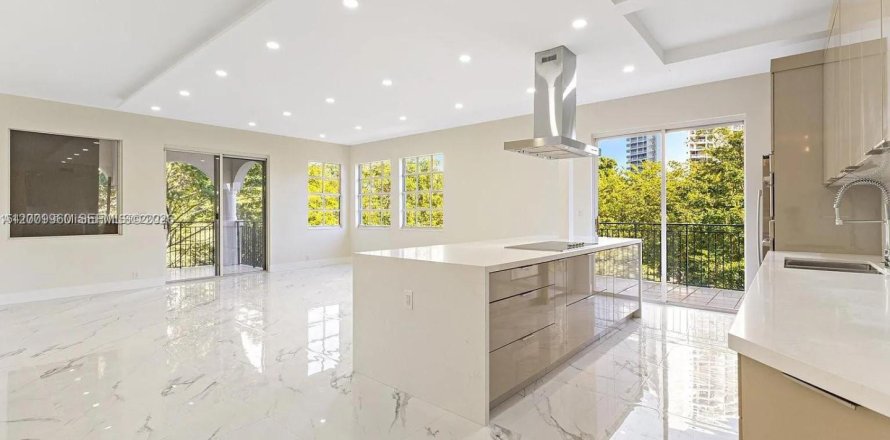 Condominio en Aventura, Florida, 3 dormitorios  № 2171023