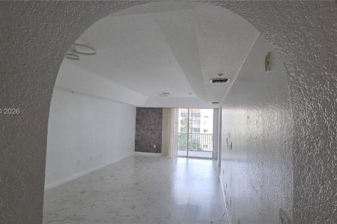 Купить кондоминиум в Дорал, Флорида 3 спальни, 181.16м2, № 2028400 - фото 12