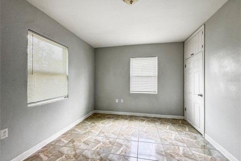 Villa ou maison à louer à New Port Richey, Floride: 2 chambres, 94.76 m2 № 2413682 - photo 12