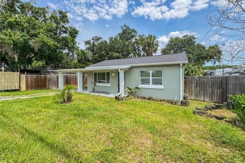 Villa ou maison à louer à New Port Richey, Floride: 2 chambres, 94.76 m2 № 2413682 - photo 2