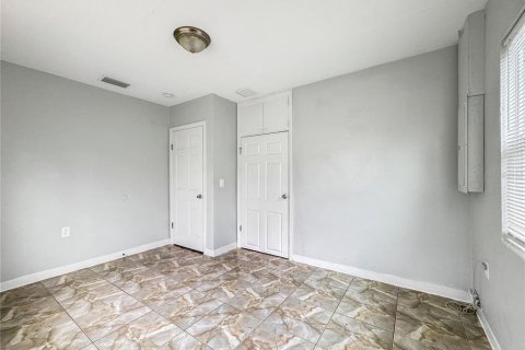 Villa ou maison à louer à New Port Richey, Floride: 2 chambres, 94.76 m2 № 2413682 - photo 11