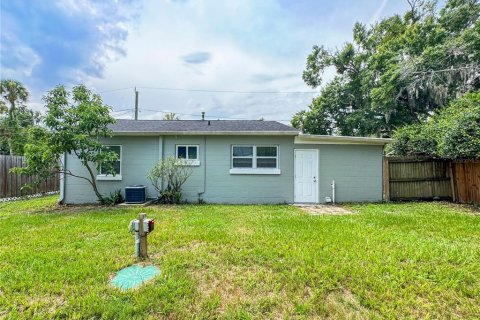 Villa ou maison à louer à New Port Richey, Floride: 2 chambres, 94.76 m2 № 2413682 - photo 16