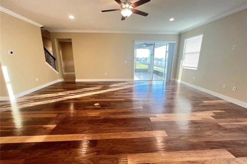 Villa ou maison à louer à Clermont, Floride: 7 chambres, 436.64 m2 № 2412594 - photo 25