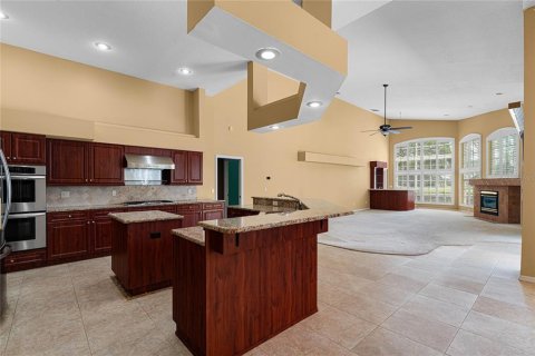 Casa en venta en Tampa, Florida, 4 dormitorios, 333.43 m2 № 1899727 - foto 13