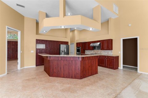 Casa en venta en Tampa, Florida, 4 dormitorios, 333.43 m2 № 1899727 - foto 15