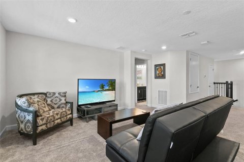 House in Four Corners, Florida 4 bedrooms, 307.04 sq.m. № 1546957 - photo 12