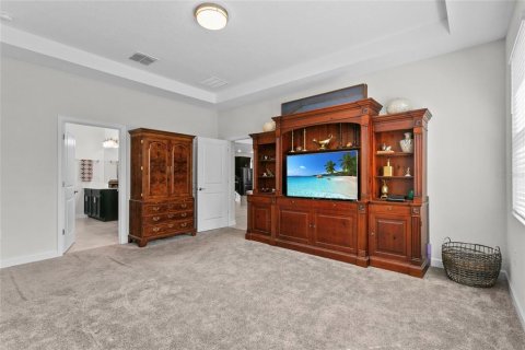 House in Four Corners, Florida 4 bedrooms, 307.04 sq.m. № 1546957 - photo 2