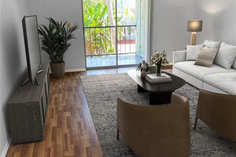 Condo in Tampa, Florida, 1 bedroom  № 2094928 - photo 10