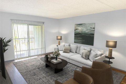 Condo in Tampa, Florida, 1 bedroom  № 2094928 - photo 7