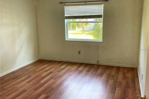 Condo in Tampa, Florida, 1 bedroom  № 2094928 - photo 16