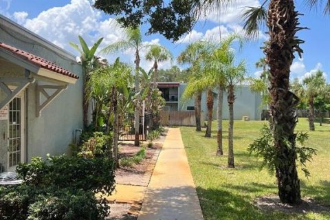 Condo in Tampa, Florida, 1 bedroom  № 2094928 - photo 22