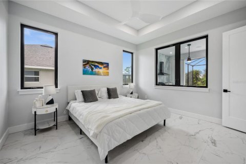 Casa en venta en Rotonda, Florida, 4 dormitorios, 265.42 m2 № 1917609 - foto 14