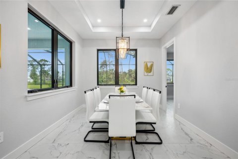 Casa en venta en Rotonda, Florida, 4 dormitorios, 265.42 m2 № 1917609 - foto 13
