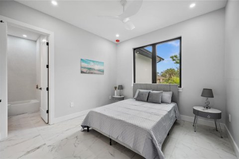 Casa en venta en Rotonda, Florida, 4 dormitorios, 265.42 m2 № 1917609 - foto 20