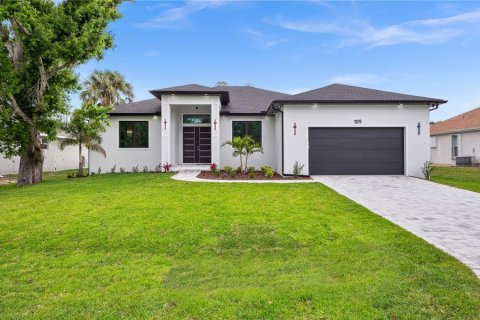 Casa en venta en Rotonda, Florida, 4 dormitorios, 265.42 m2 № 1917609 - foto 1