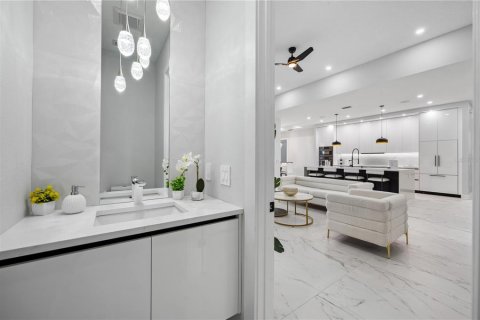 Casa en venta en Rotonda, Florida, 4 dormitorios, 265.42 m2 № 1917609 - foto 6