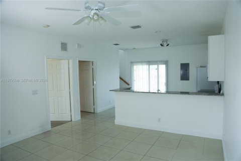 Condominio en alquiler en Riviera Beach, Florida, 3 dormitorios, 130.06 m2 № 2032763 - foto 3