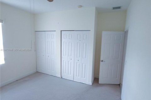 Condominio en alquiler en Riviera Beach, Florida, 3 dormitorios, 130.06 m2 № 2032763 - foto 8